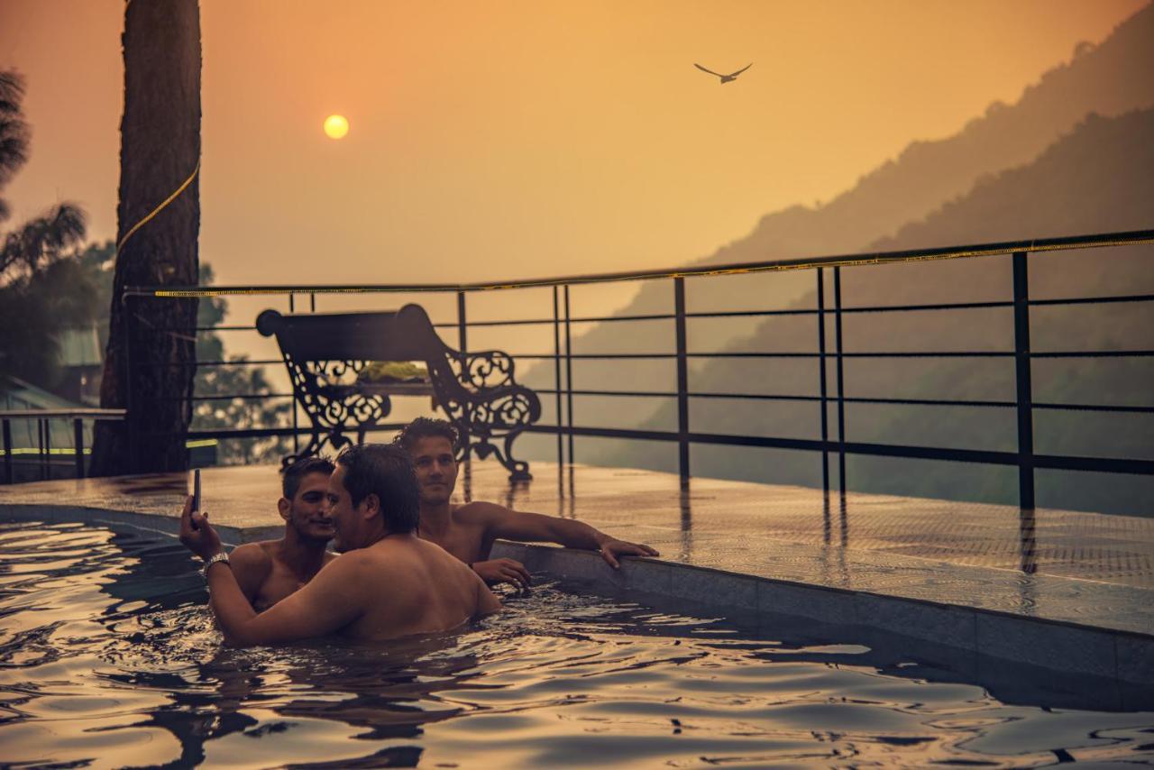 Safarmaina Resort Kasauli Eksteriør billede