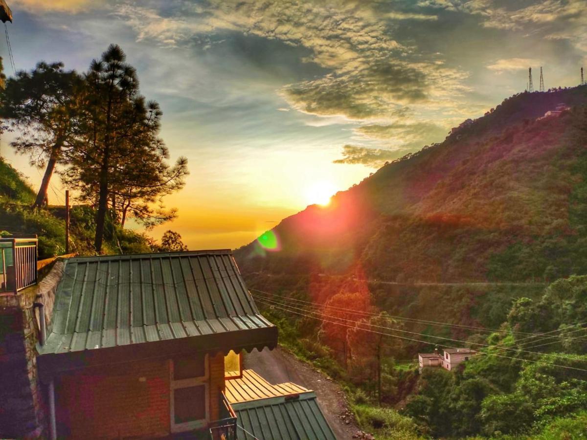 Safarmaina Resort Kasauli Eksteriør billede
