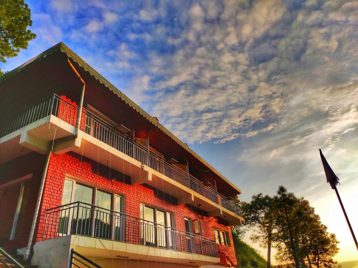 Safarmaina Resort Kasauli Eksteriør billede