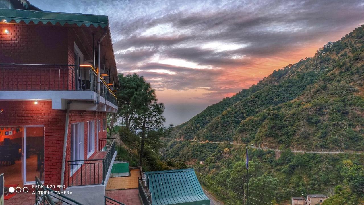 Safarmaina Resort Kasauli Eksteriør billede