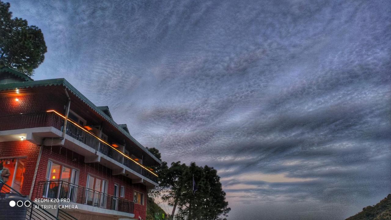 Safarmaina Resort Kasauli Eksteriør billede
